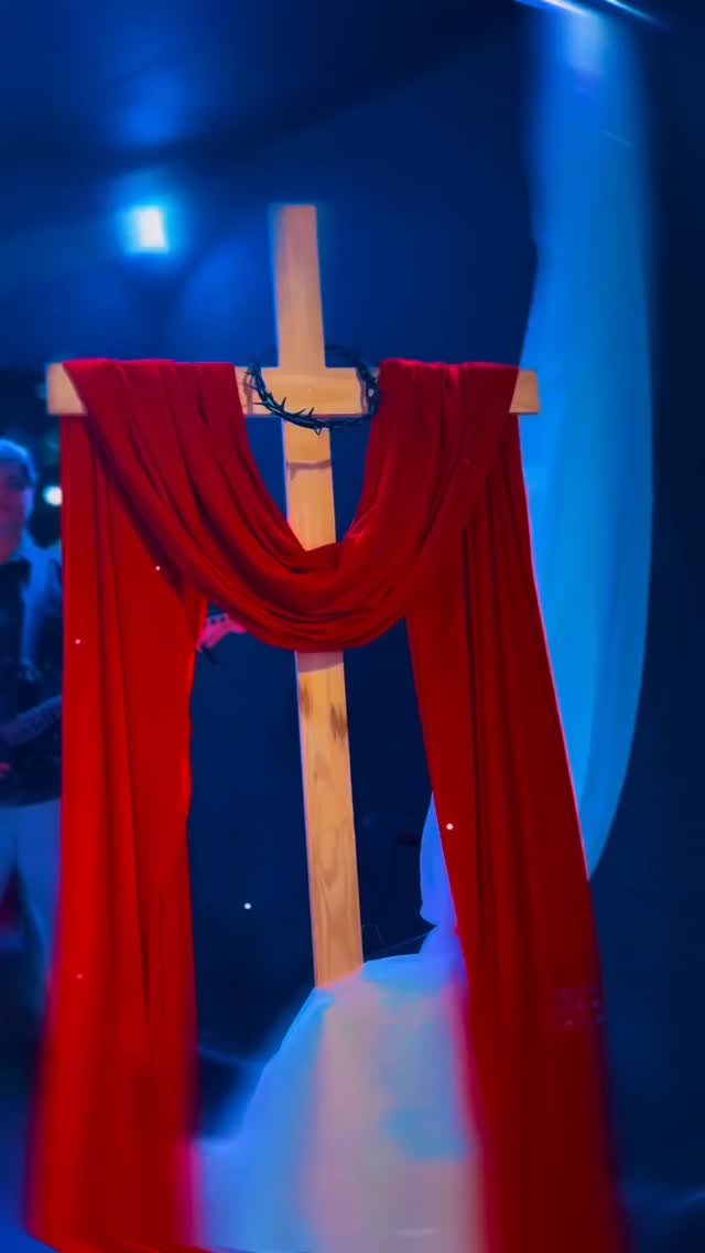 Sexta-feira tivemos nosso primeiro culto de Páscoa e hoje vamos fechar este fim de semana celebrando a ressurreição Daquele que nos salvou! Declarando que a Cruz não é o fim!🔥

Vamos juntos, hoje às 18h na ICB Gravatá, louvar e adorá-lo, pois Ele vive, reina e reinará para sempre! Vem para a Casa🤍
#palavradedeus #igreja #pascoa